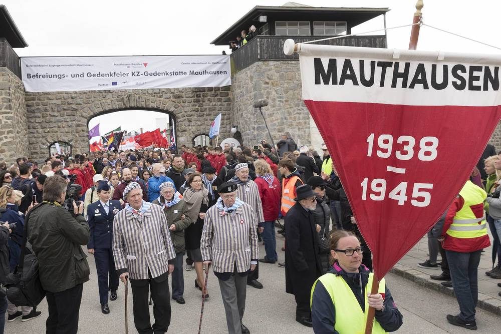 Befreiungsfeier im KZ Mauthausen / Sebastian Philipp Befreiungsfeier im KZ Mauthausen