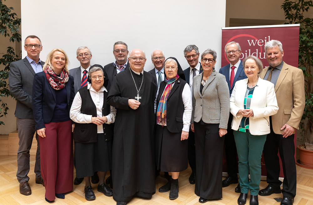 VOSÖ-Kuratorium und Vorstand / OÖK/emw Vereinigung von Ordensschulen besetzt Kuratorium und Vorstand neu